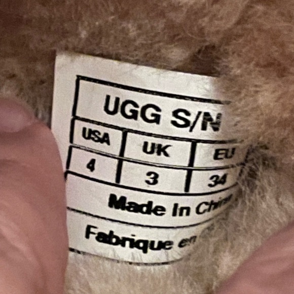 UGG Bailey button tall boots - Picture 6 of 8